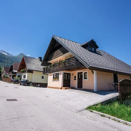 Apartment Apartmaji Alpski Cvet - Hisa Gorenc Bohinj