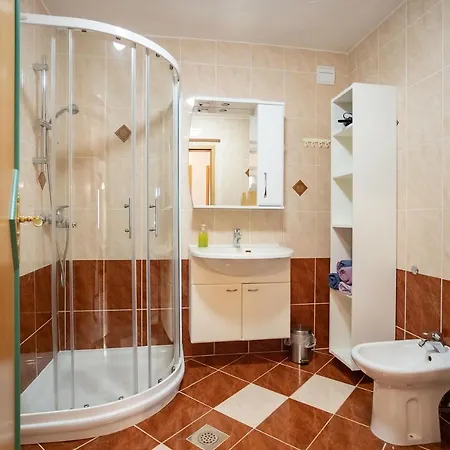 Apartmaji Alpski Cvet - Hisa Gorenc *