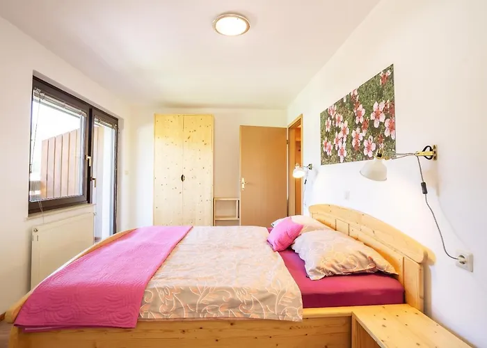 Apartmaji Alpski Cvet - Hisa Gorenc דירה *