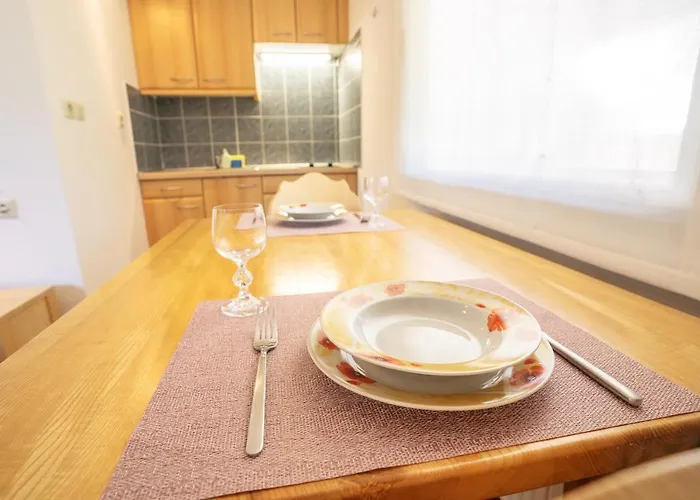 Apartmaji Alpski Cvet - Hisa Gorenc דירה *